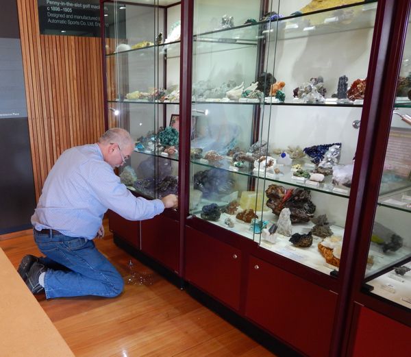 Positioning minerals as part of our new display  within the Queensland Museum 